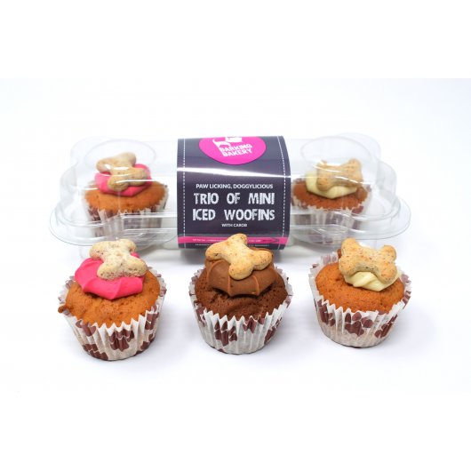 Barking Bakery Mini Iced Woofins for Dogs  Vanilla & 1 Carob Sponge